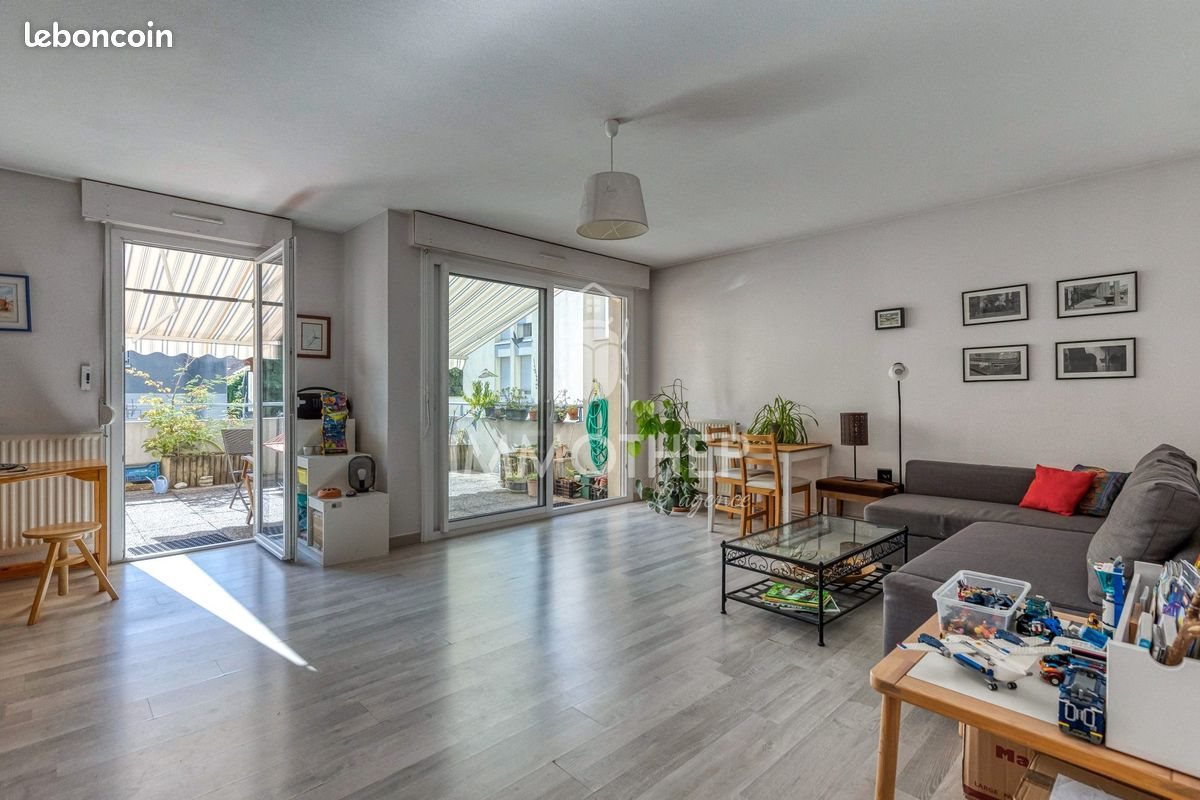 Appartement à vendre, 74m², Fontaine