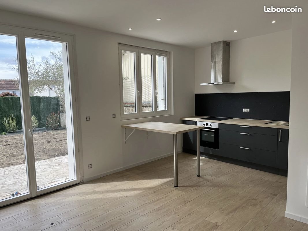 Appartement à vendre, 74m², Bizanos
