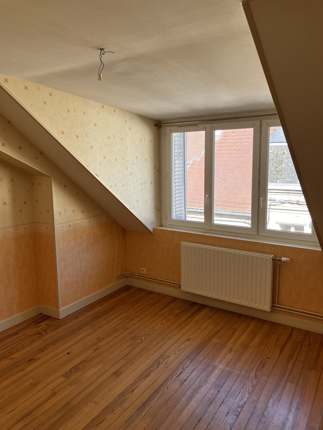Appartement à louer, 80m², Autun