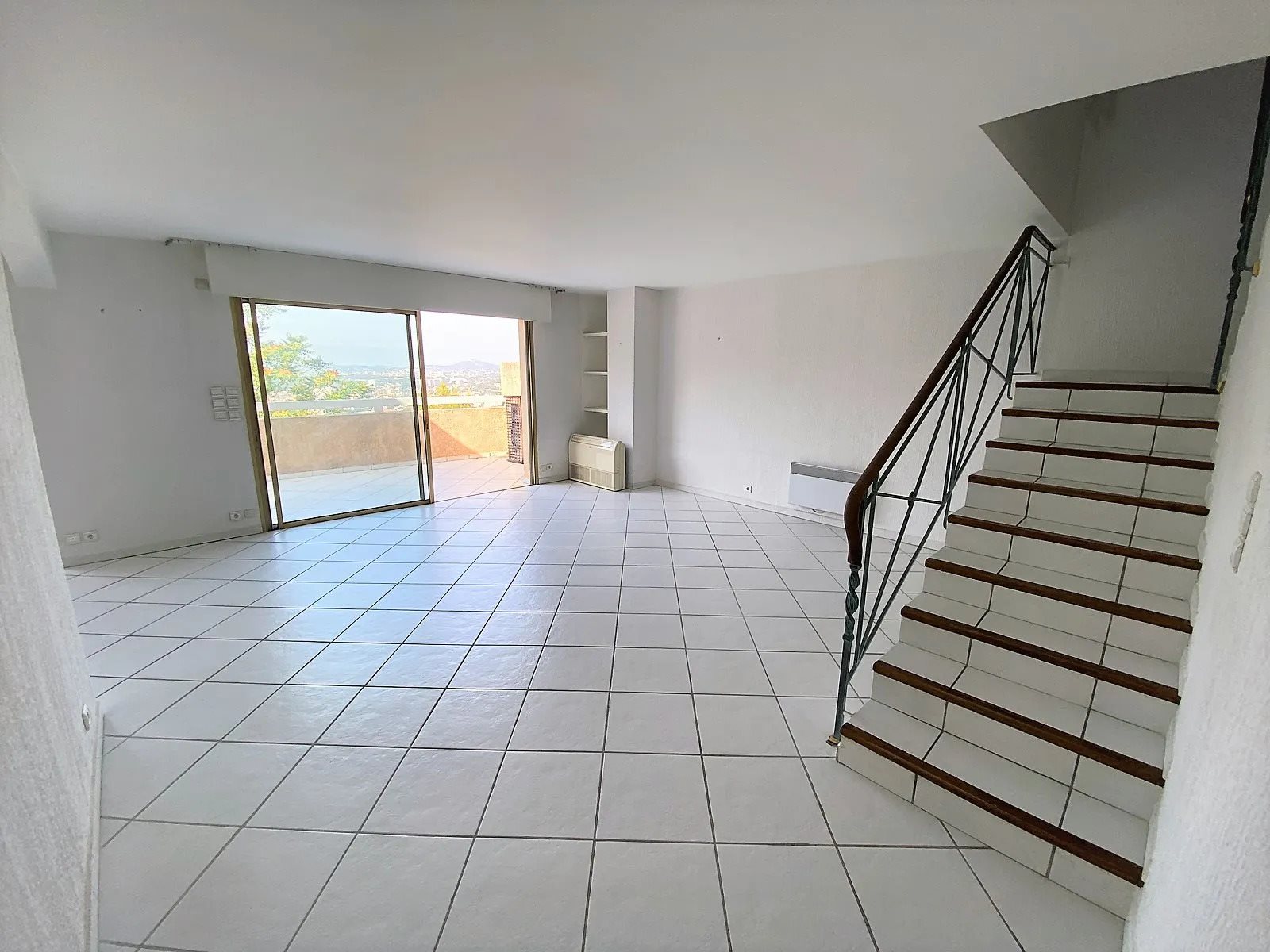 Appartement à louer, 151m², Toulon