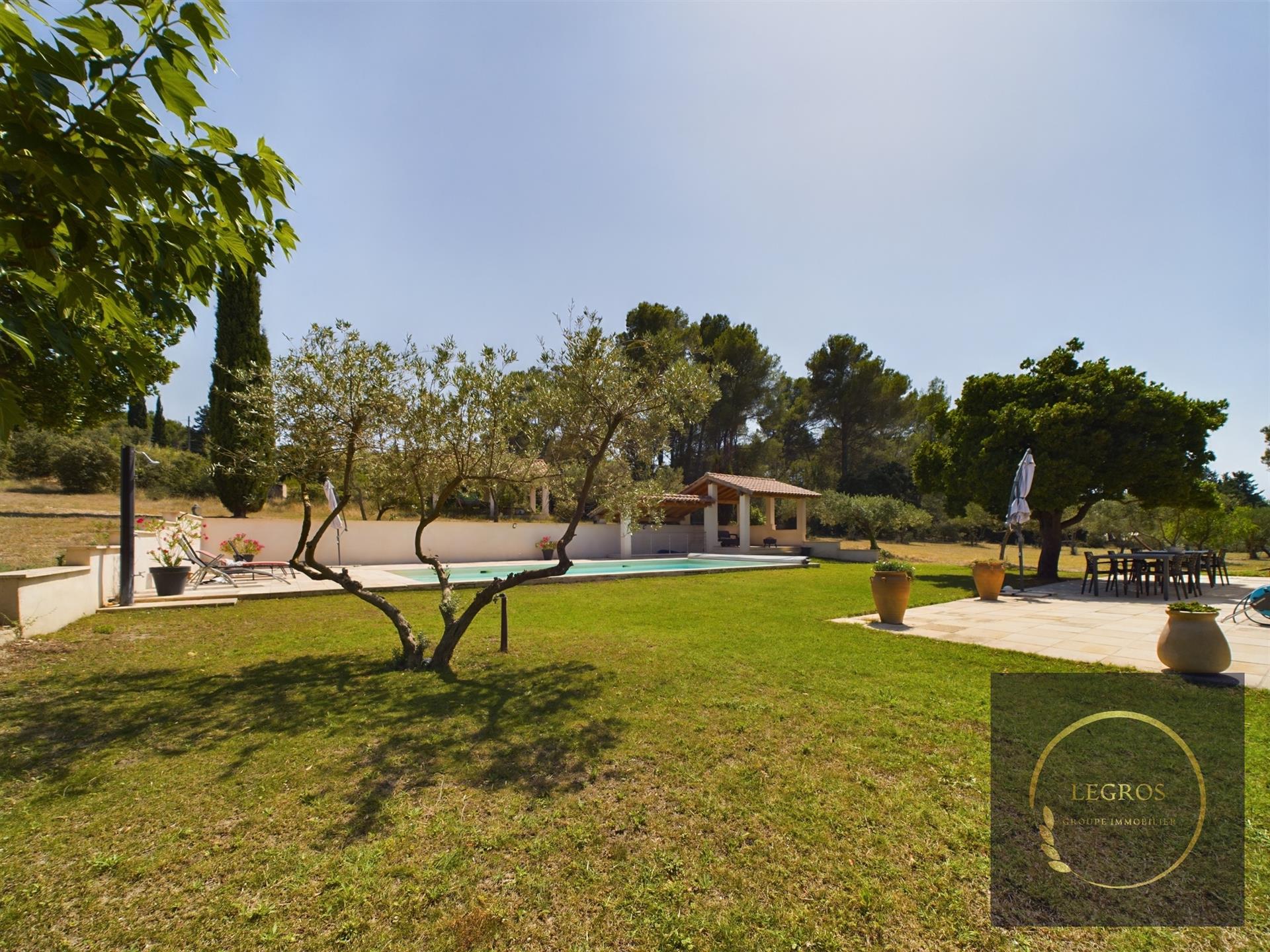 Maison à vendre, 145m², Eyragues