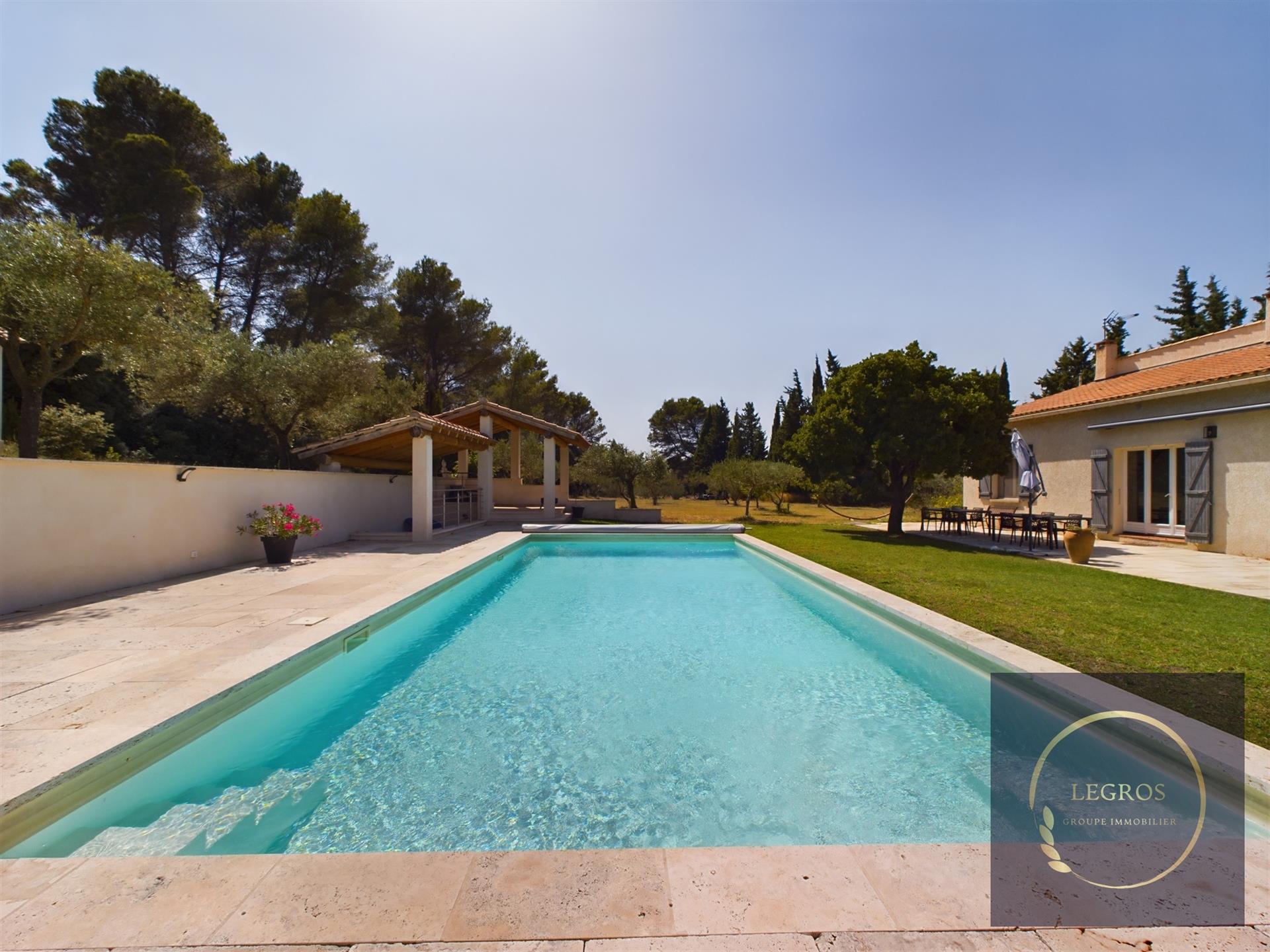 Maison à vendre, 145m², Eyragues