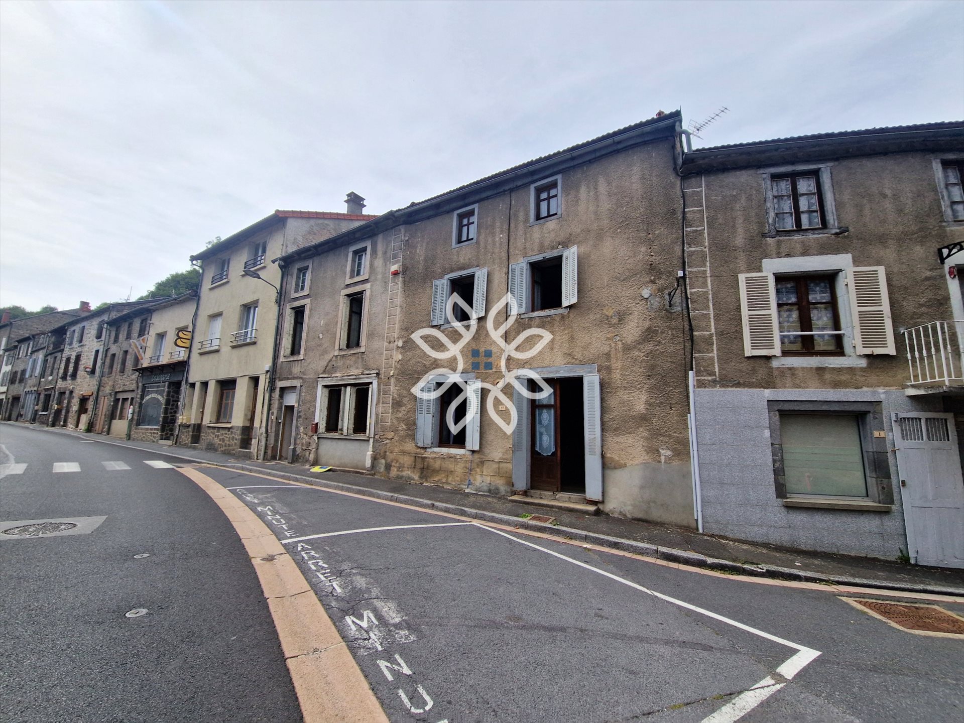 Maison à vendre, 91m², Ferrières-Saint-Mary