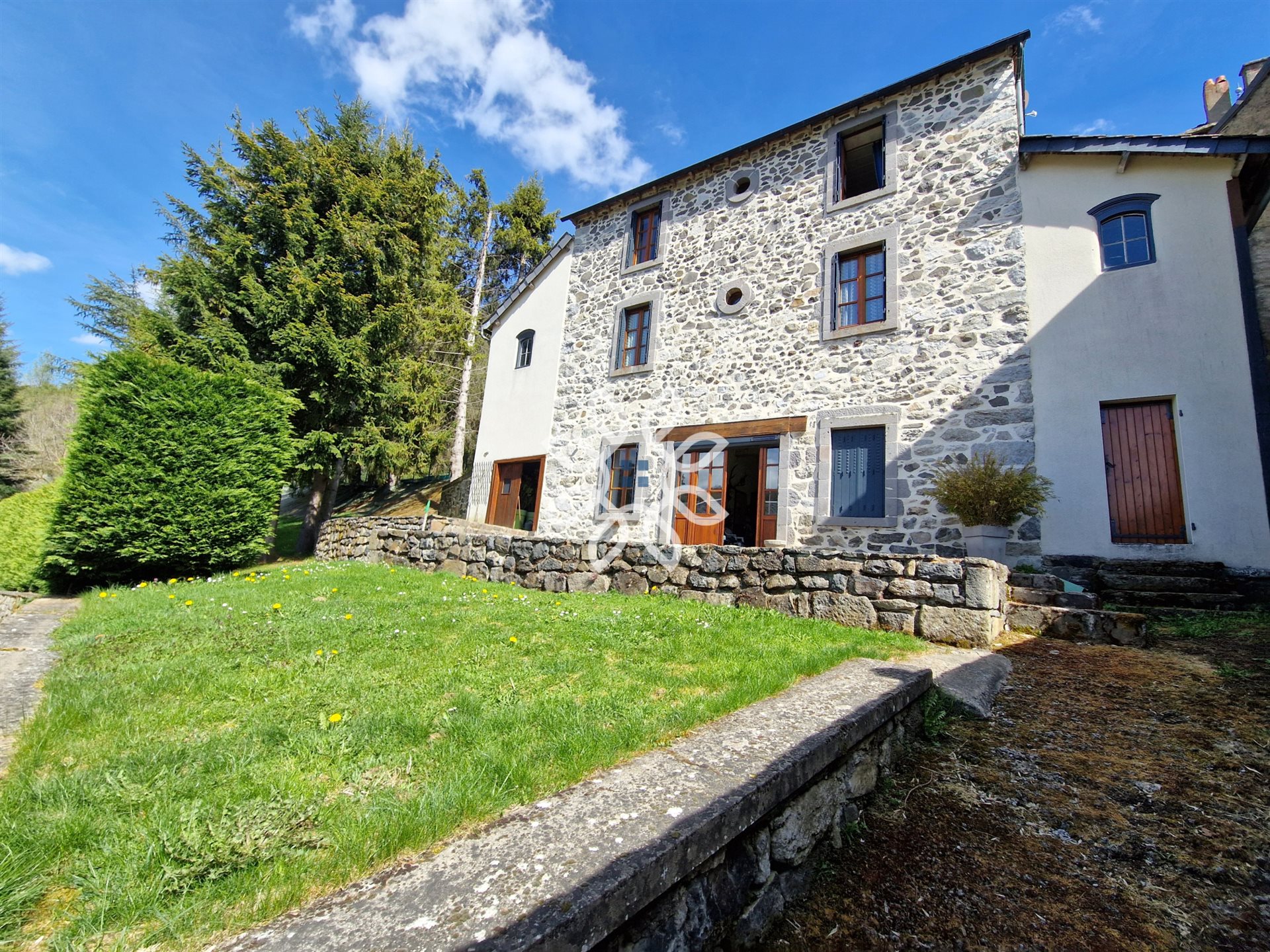 Maison à vendre, 130m², Peyrusse