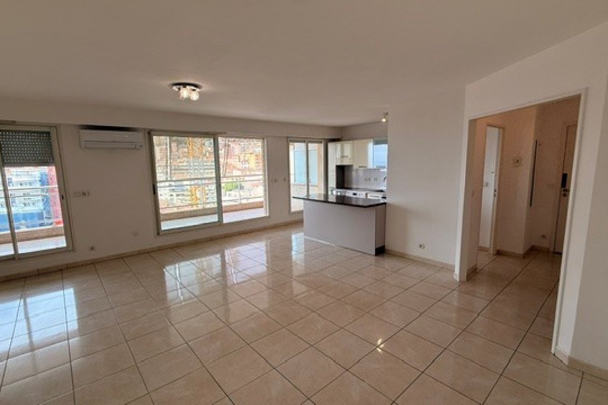 Appartement à louer, 91m², Beausoleil