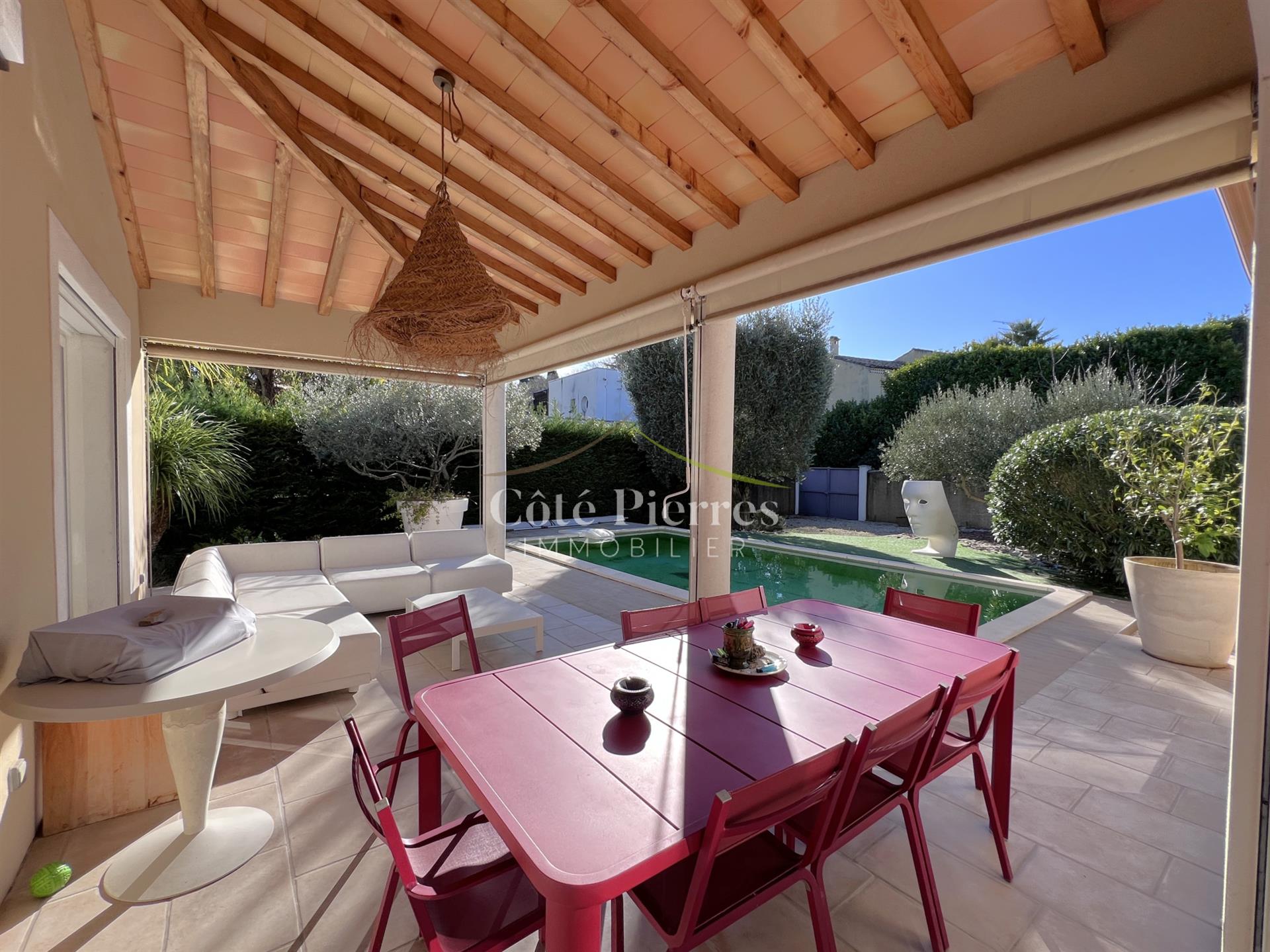 Maison à vendre, 140m², Nîmes