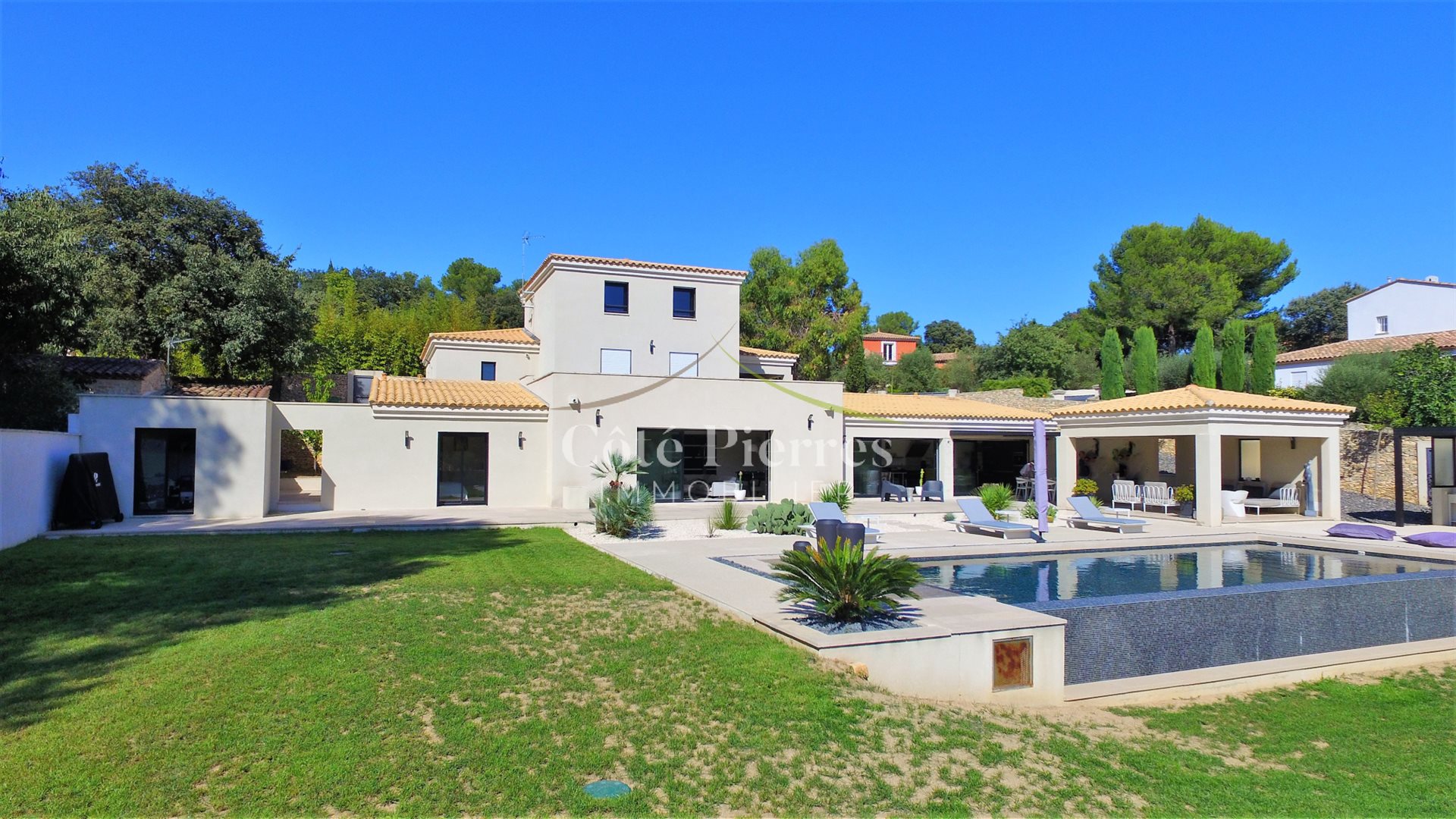 Maison à vendre, 230m², Nîmes
