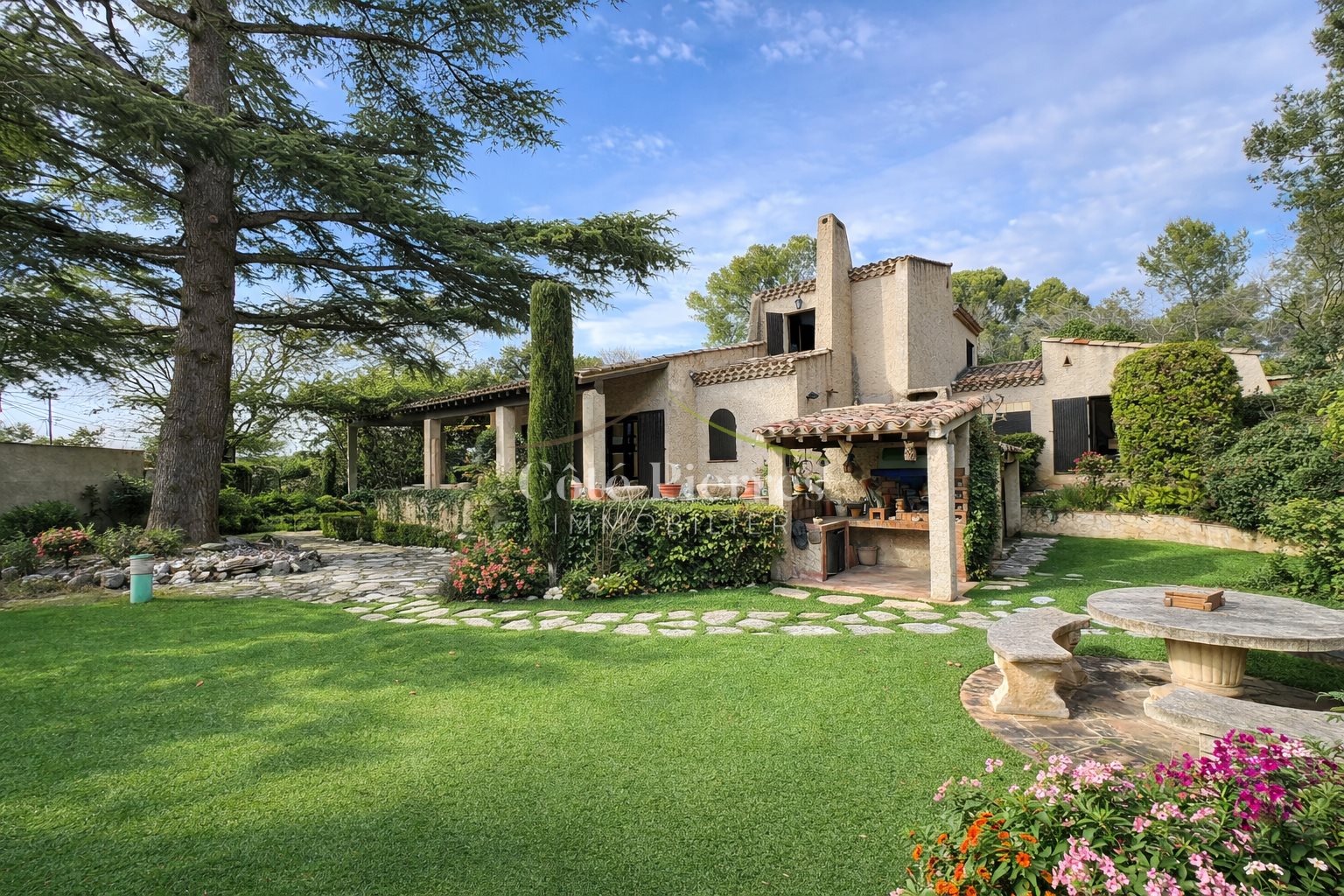 Maison à vendre, 200m², Nîmes