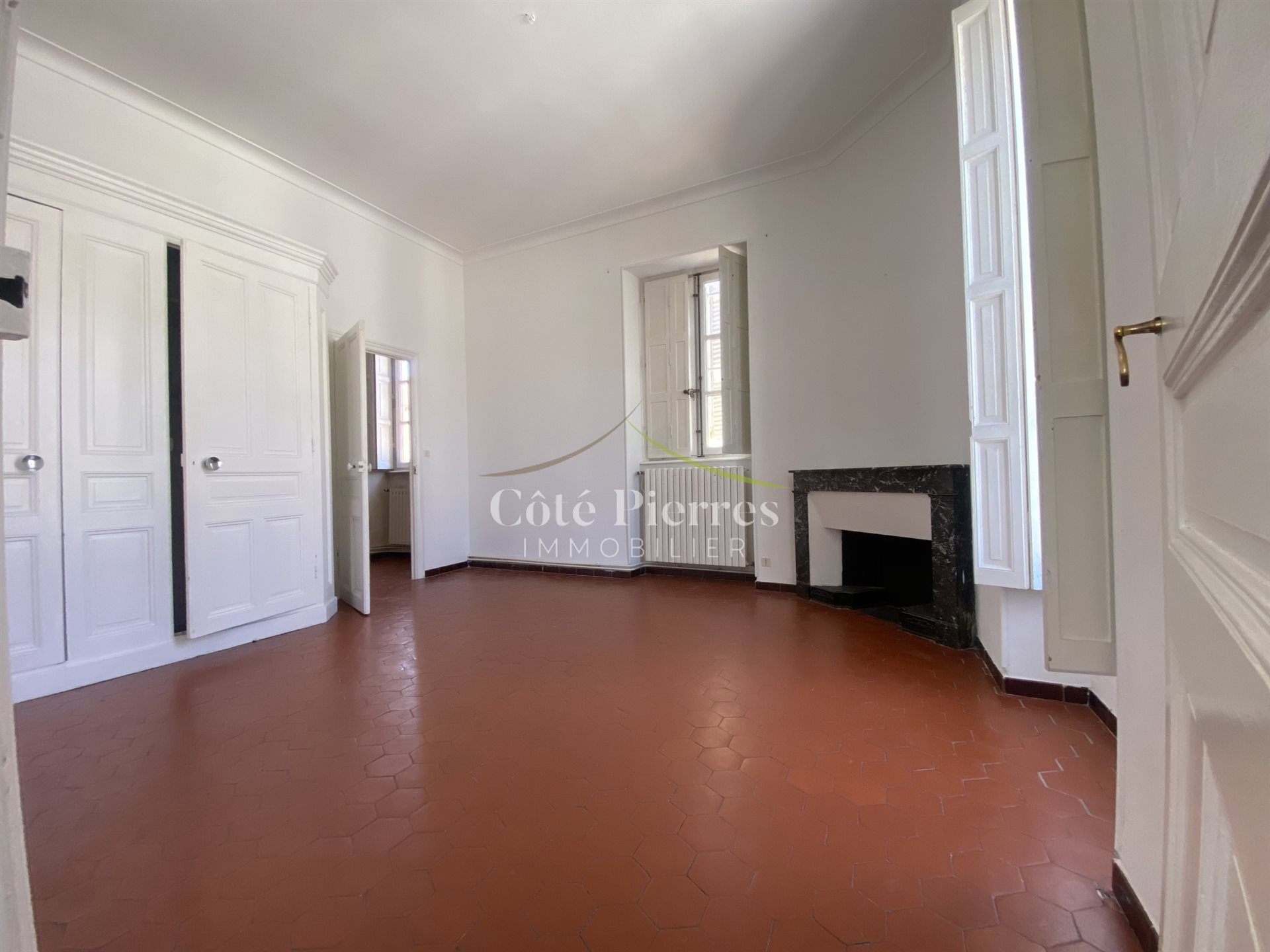 Appartement à vendre, 120m², Nîmes