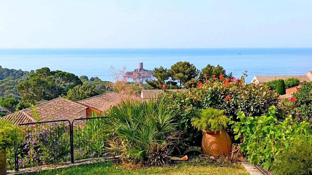 Maison à vendre, 50m², Saint-Raphaël