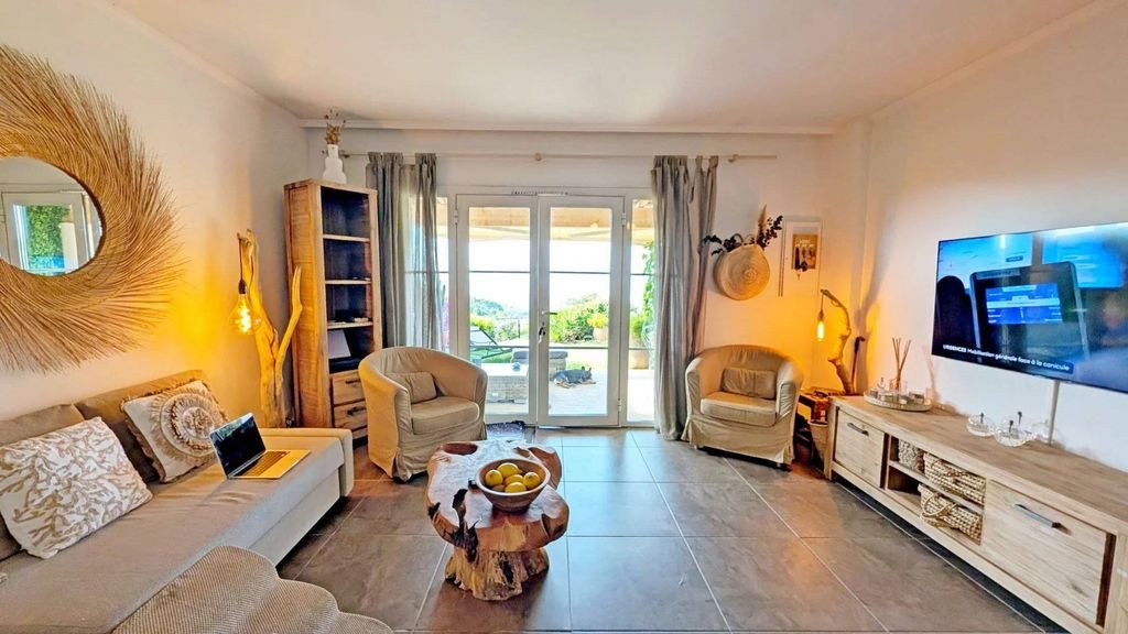 Maison à vendre, 50m², Saint-Raphaël