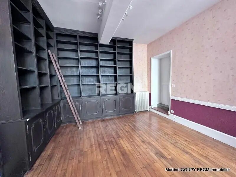 Maison à vendre, 341m², Orléans