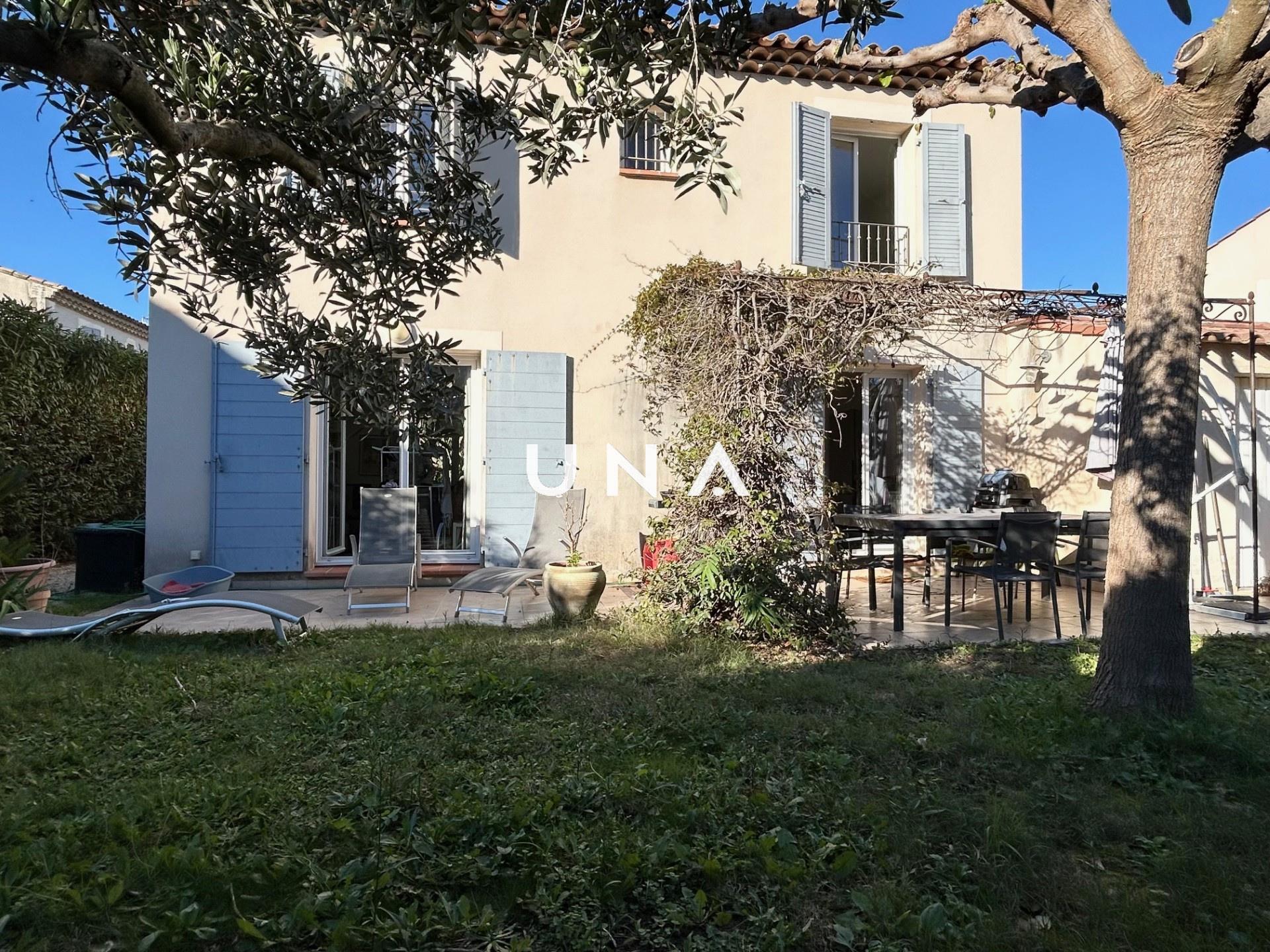 Maison à vendre, 90m², Saint-Rémy-de-Provence