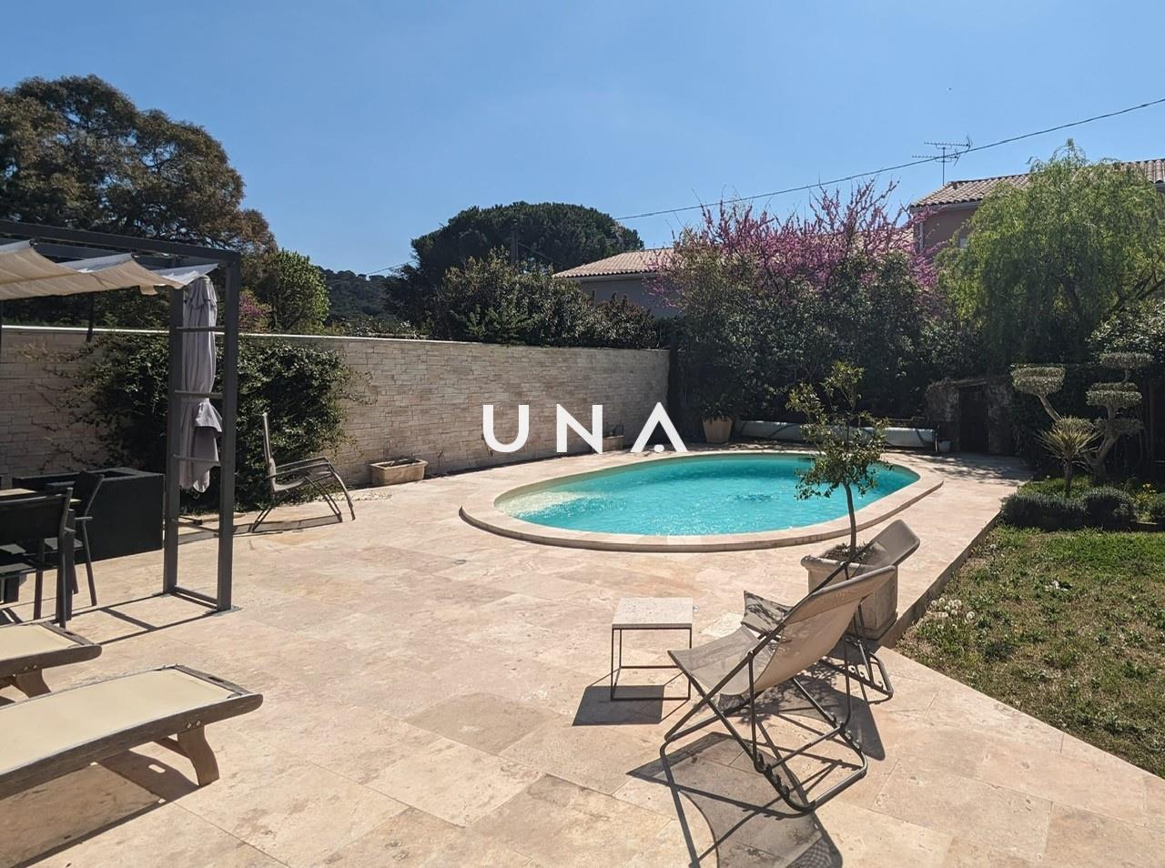 Maison à vendre, 120m², Bagnols-sur-Cèze