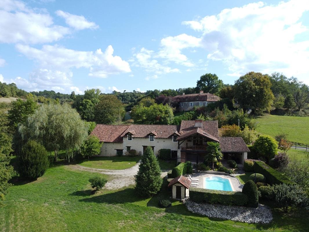 Maison à vendre, 363m², Mensignac