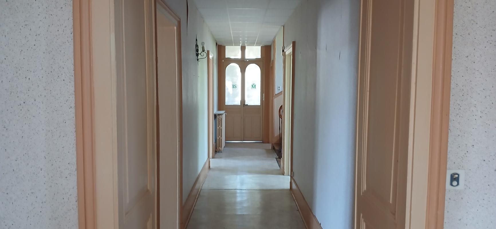 Maison à vendre, 300m², Luxeuil-les-Bains