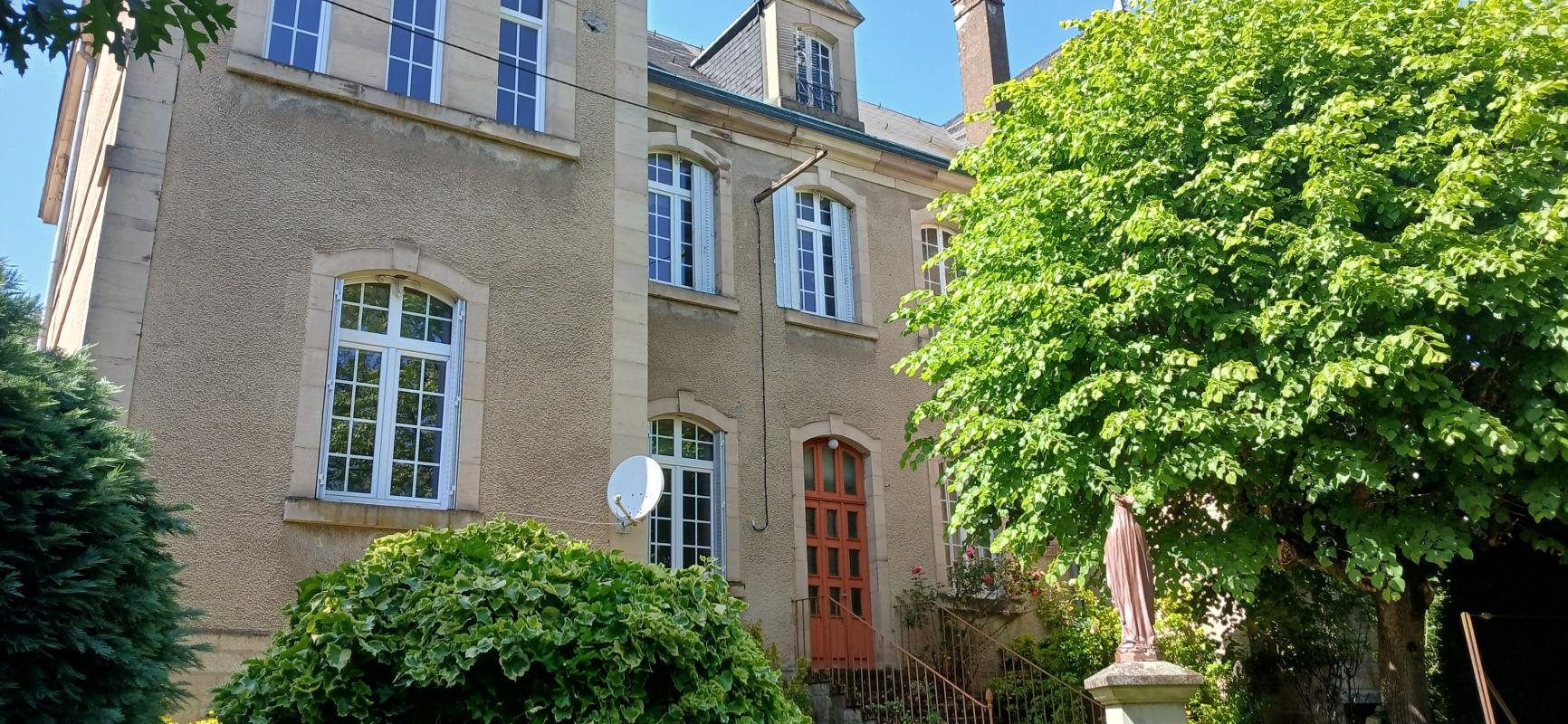 Maison à vendre, 300m², Luxeuil-les-Bains