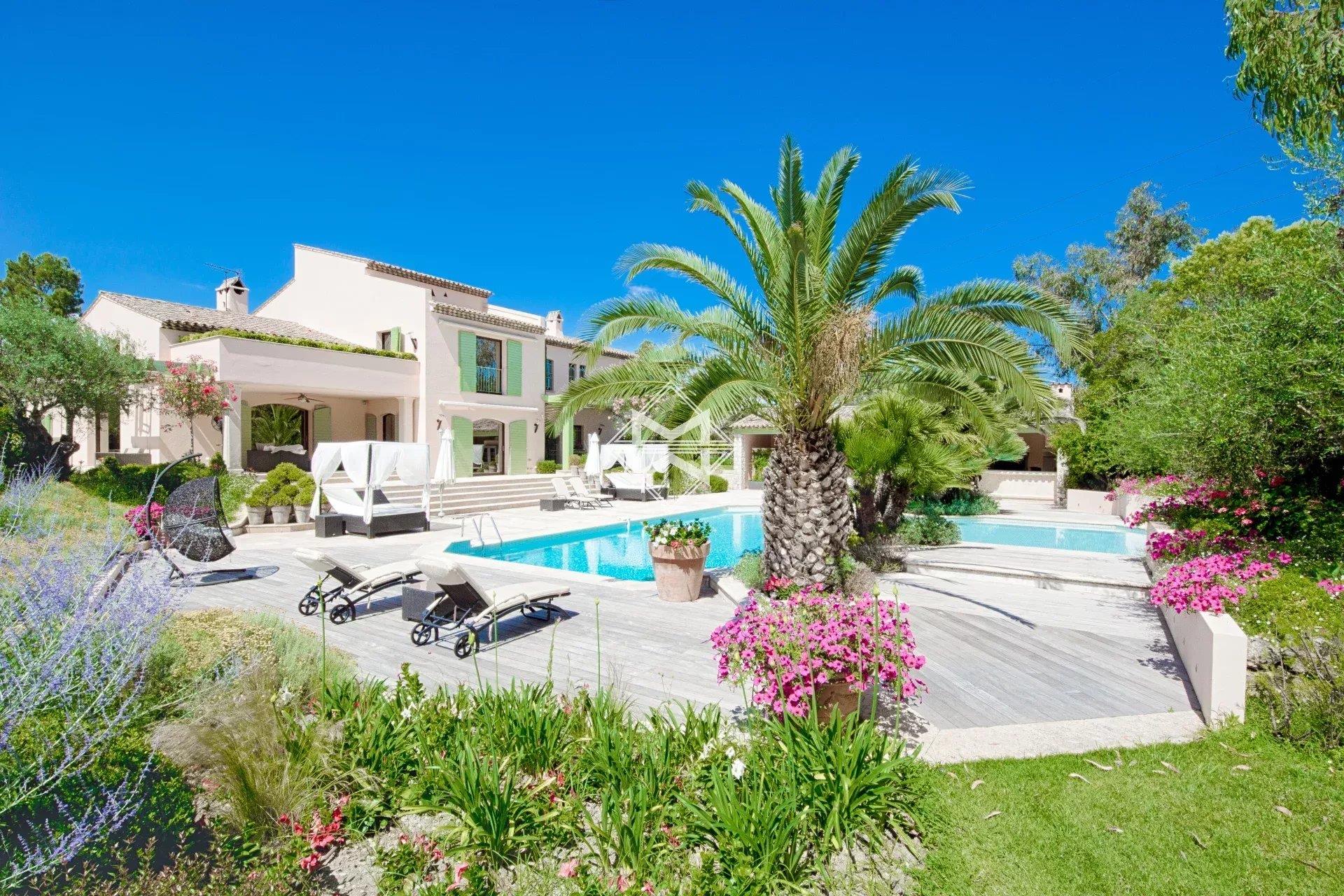 Maison à vendre, 540m², Mougins