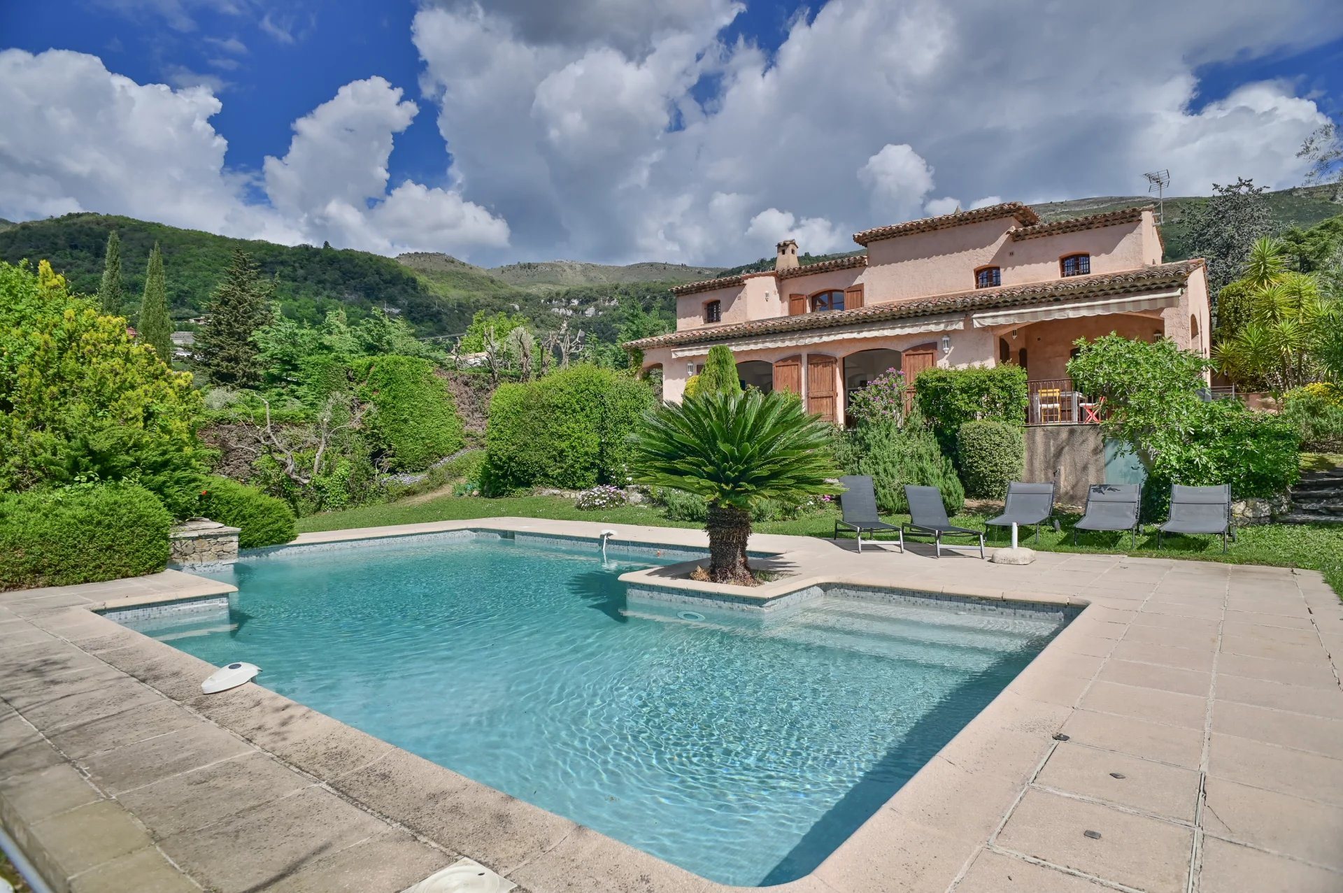 Maison à vendre, 143m², Tourrettes-sur-Loup