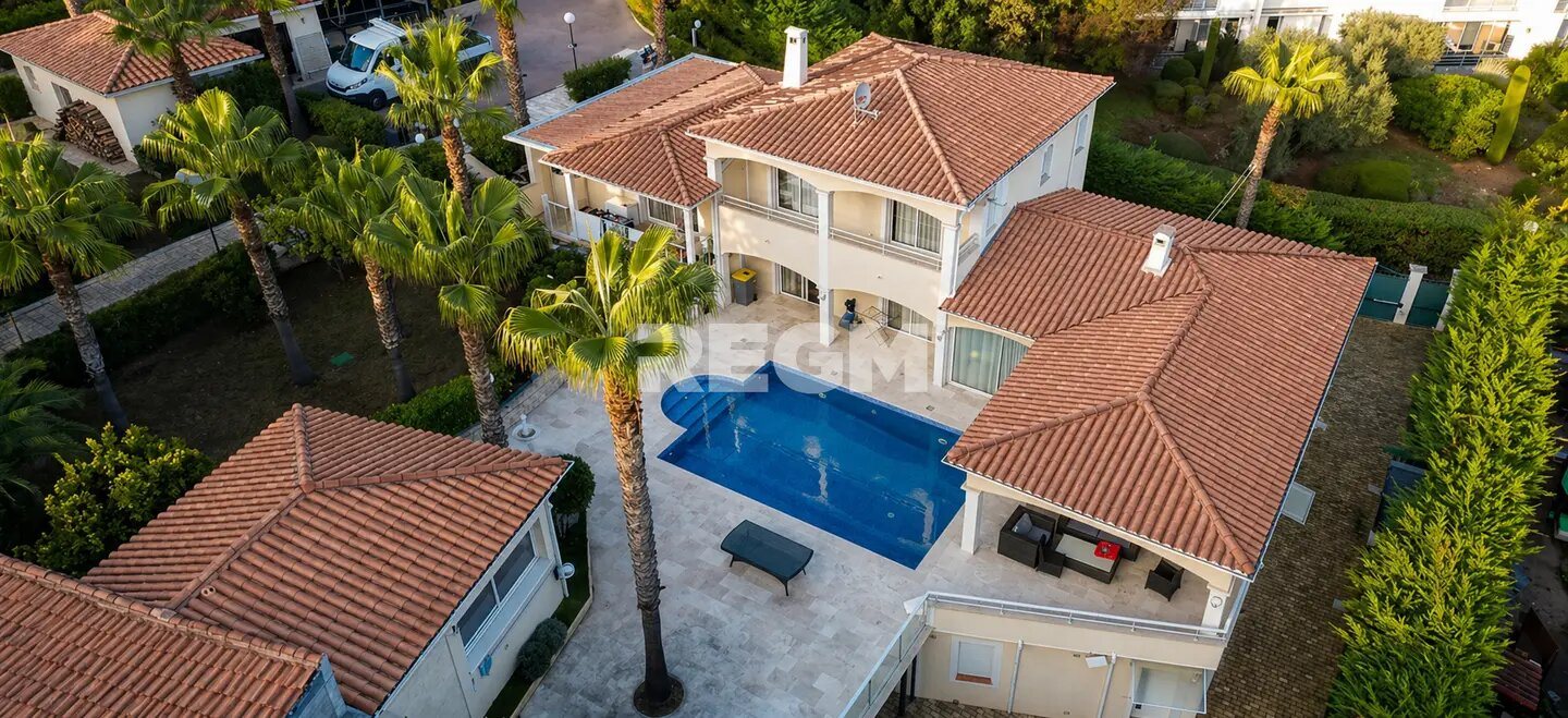 Maison à vendre, 400m², Fréjus
