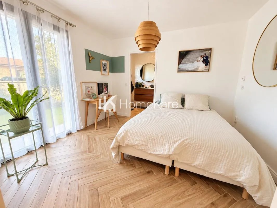 Maison à vendre, 165m², Saint-Médard-d'Eyrans