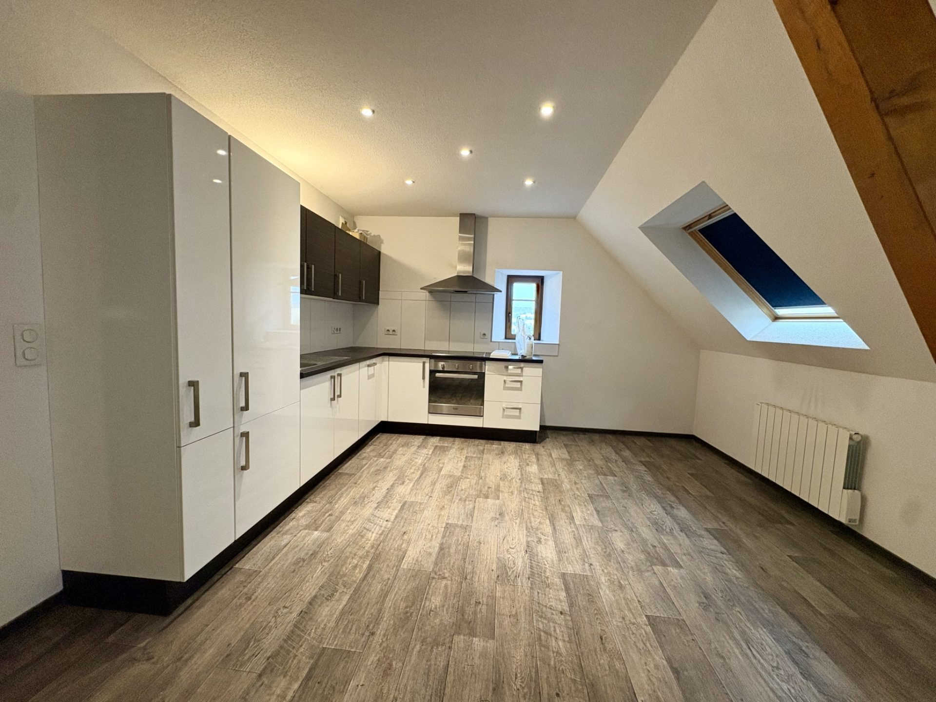 Appartement à louer, 95m², Eschentzwiller
