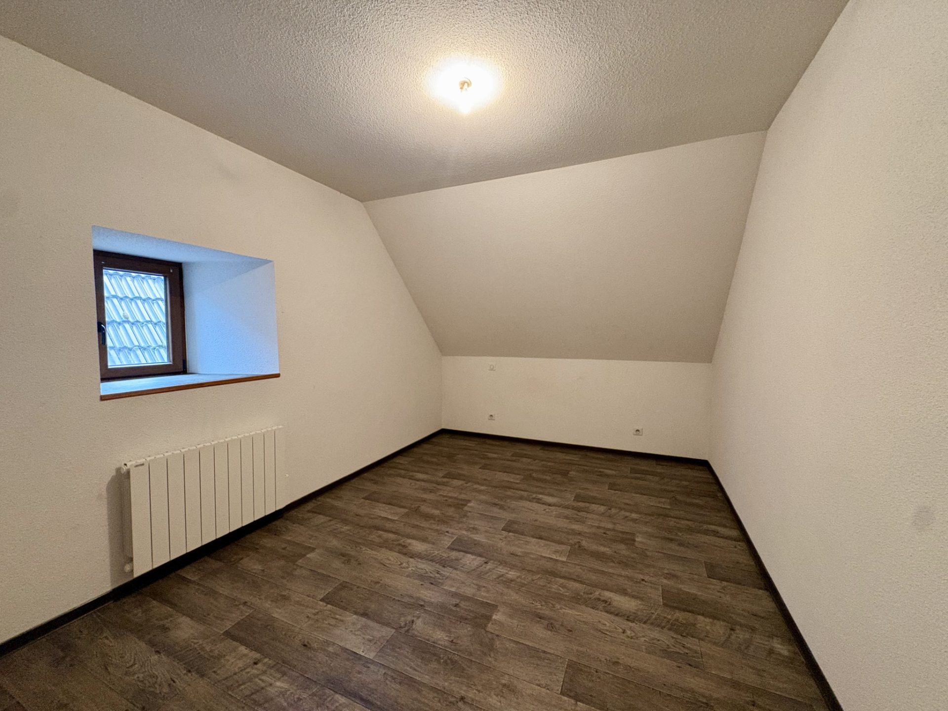Appartement à louer, 95m², Eschentzwiller