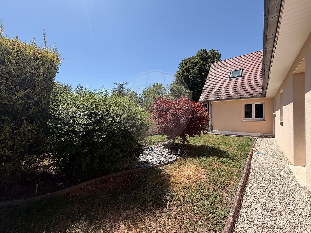 Maison à vendre, 211m², Saint-Jean-de-Bonneval