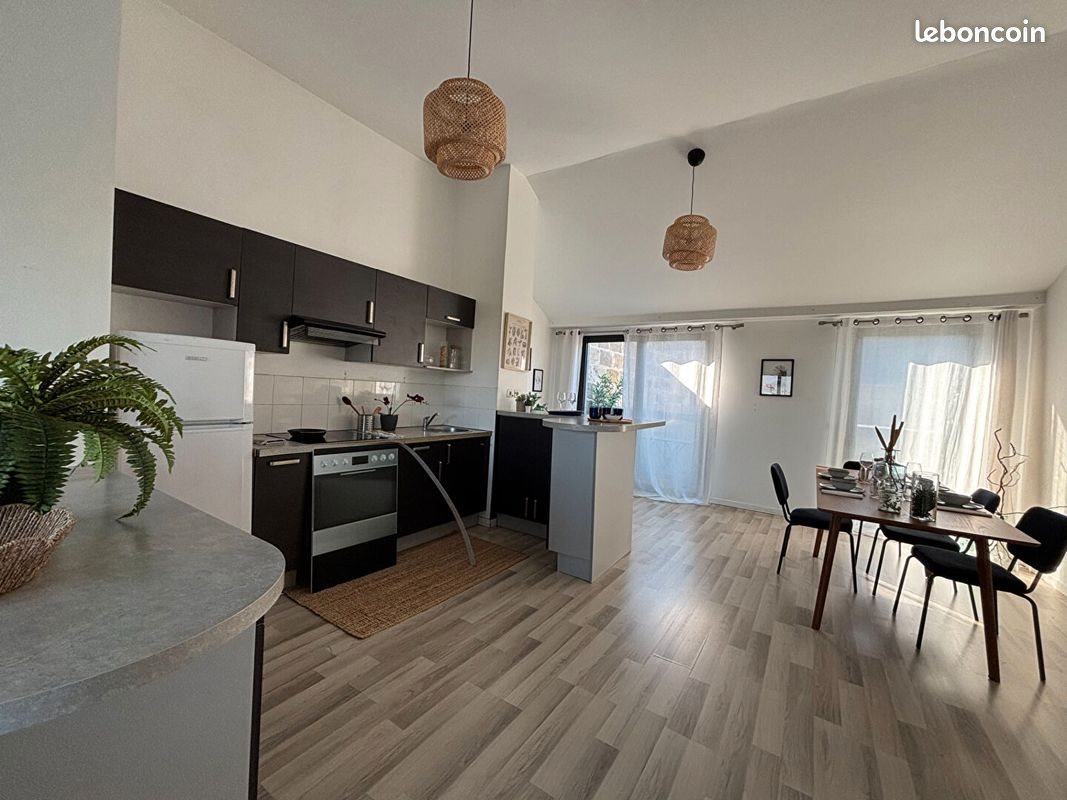 Appartement à louer, 87m², Bordeaux