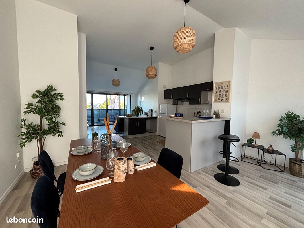Appartement à louer, 87m², Bordeaux