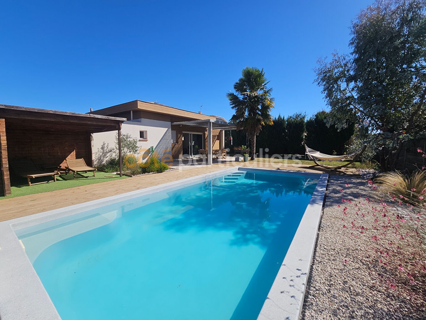 Maison à louer, 110m², Boé