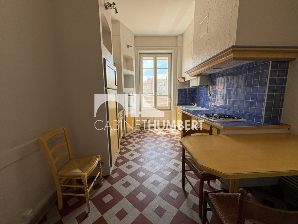 Appartement à louer, 94m², Saint-Etienne