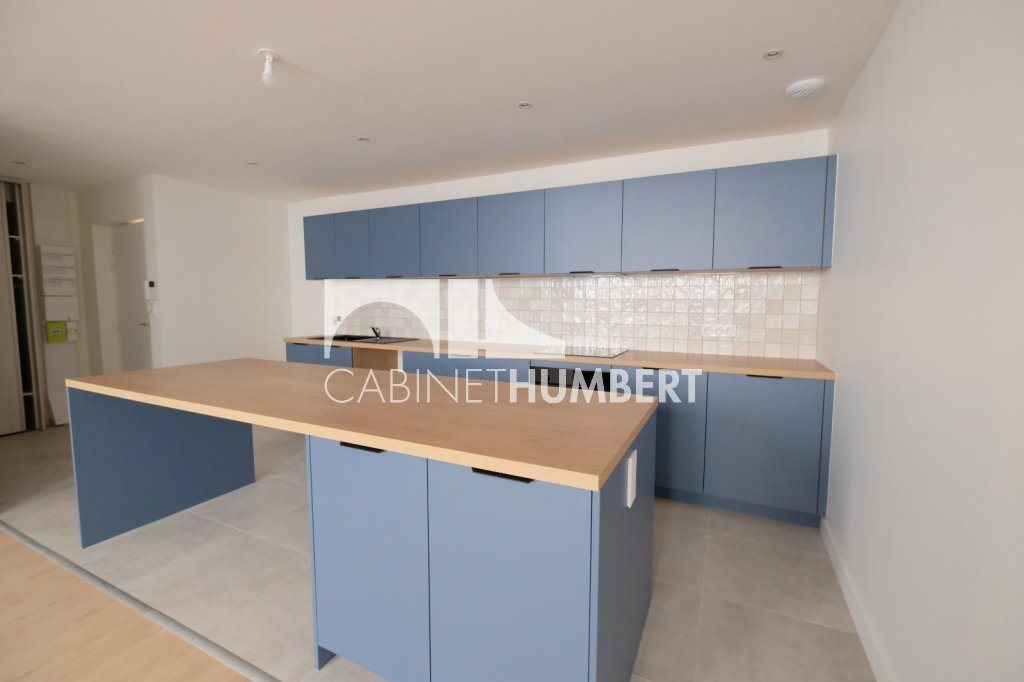 Appartement à louer, 74m², Saint-Etienne