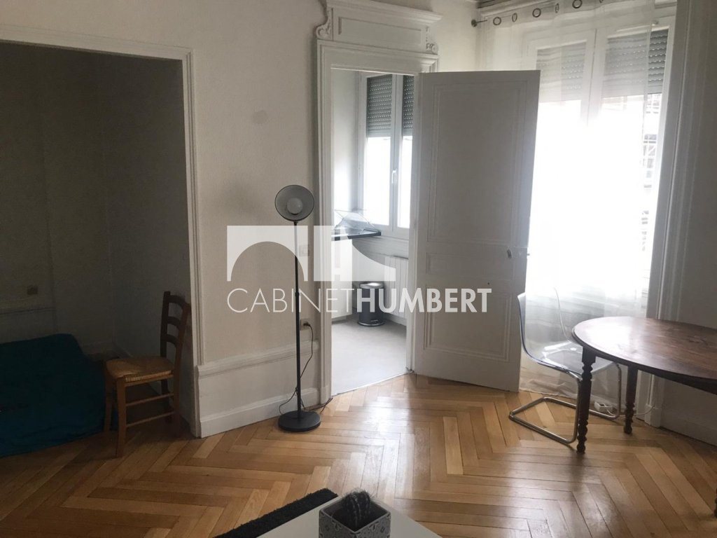 Appartement à louer, 34m², Saint-Etienne