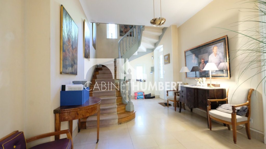 Maison à vendre, 302m², Saint-Étienne