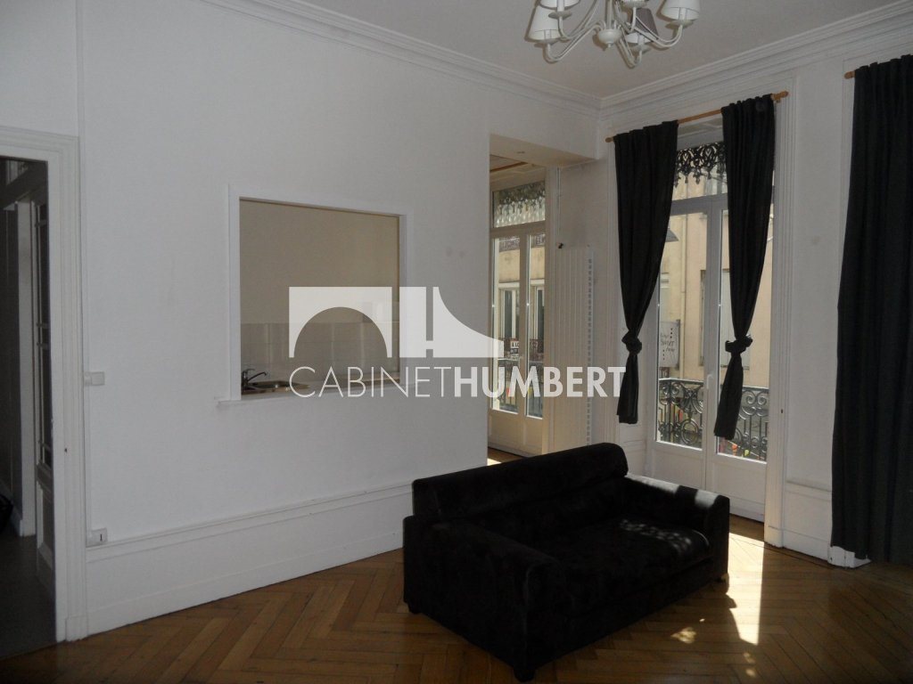 Appartement à louer, 72m², Saint-Etienne