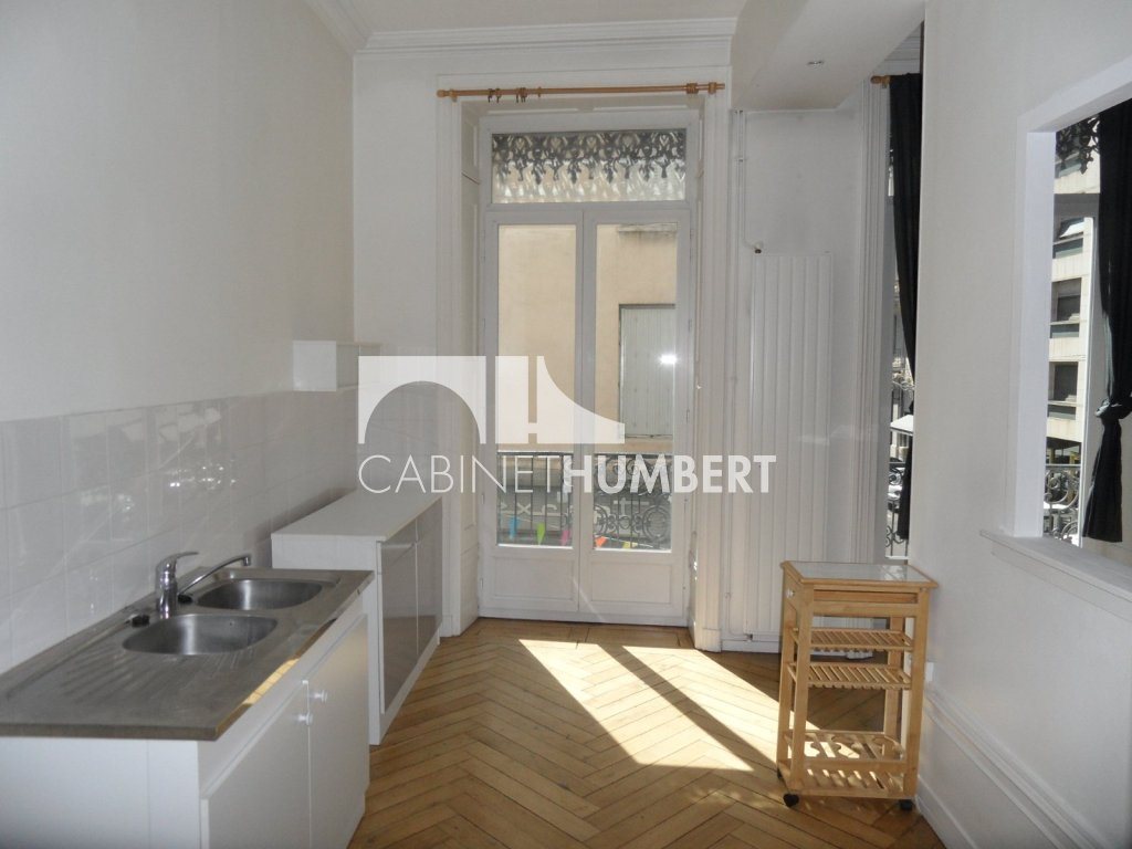 Appartement à louer, 72m², Saint-Etienne