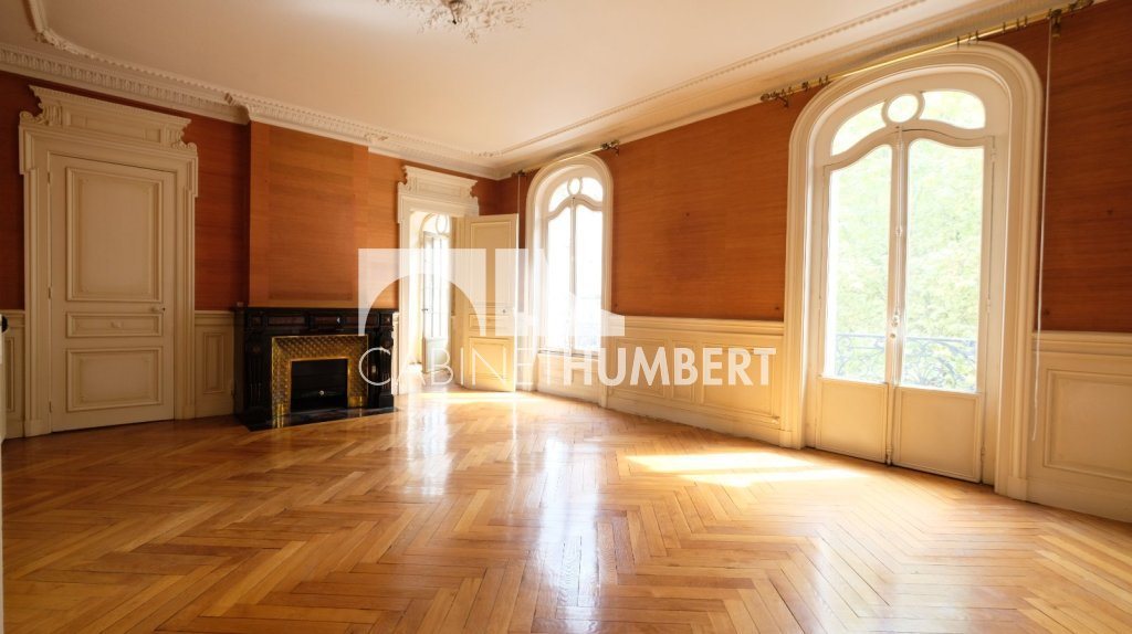 Appartement à vendre, 216m², Saint-Etienne