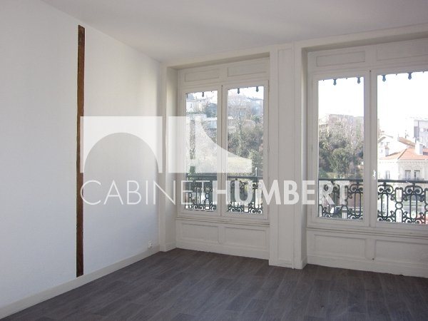 Appartement à louer, 77m², Saint-Etienne