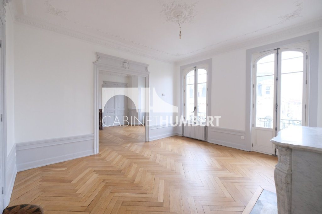 Appartement à louer, 152m², Saint-Étienne