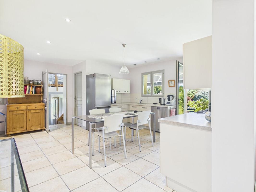 Maison à vendre, 151m², Saint-Geoire-en-Valdaine