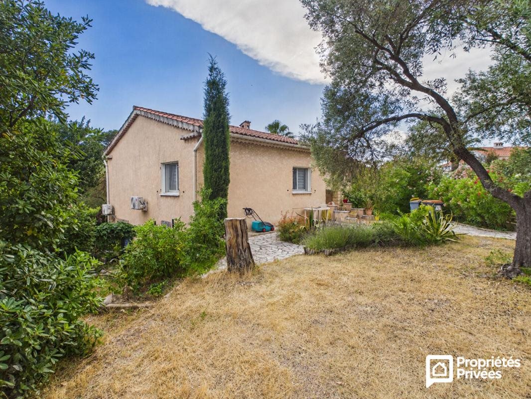 Maison à vendre, 142m², Saint-Raphaël