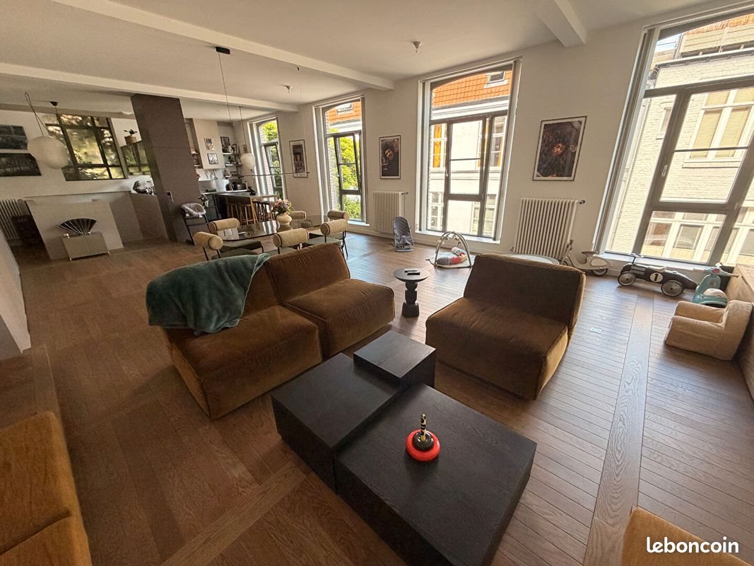Appartement à louer, 244m², Lille