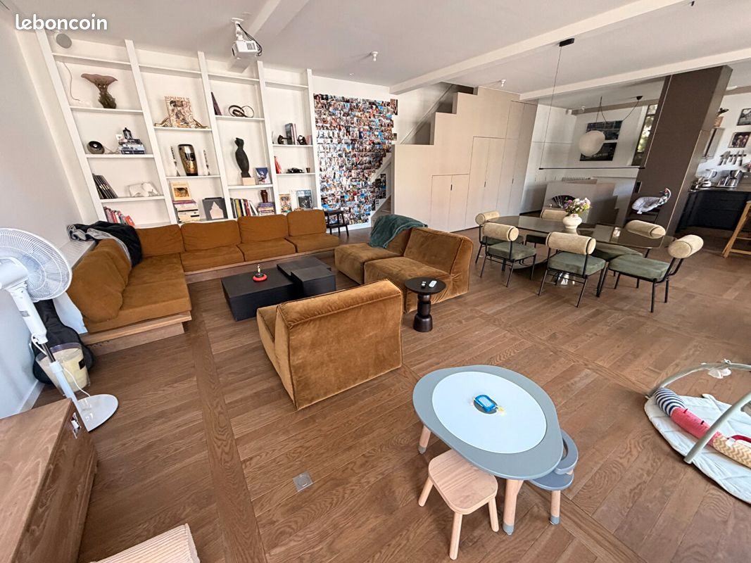 Appartement à louer, 244m², Lille