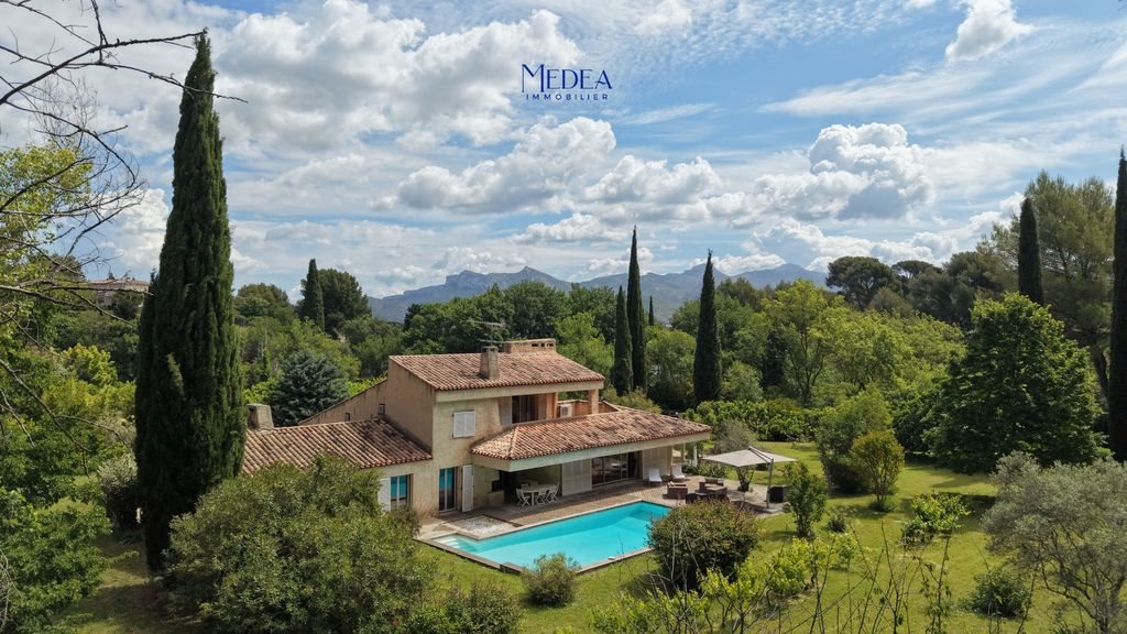 Maison à vendre, 234m², Aubagne