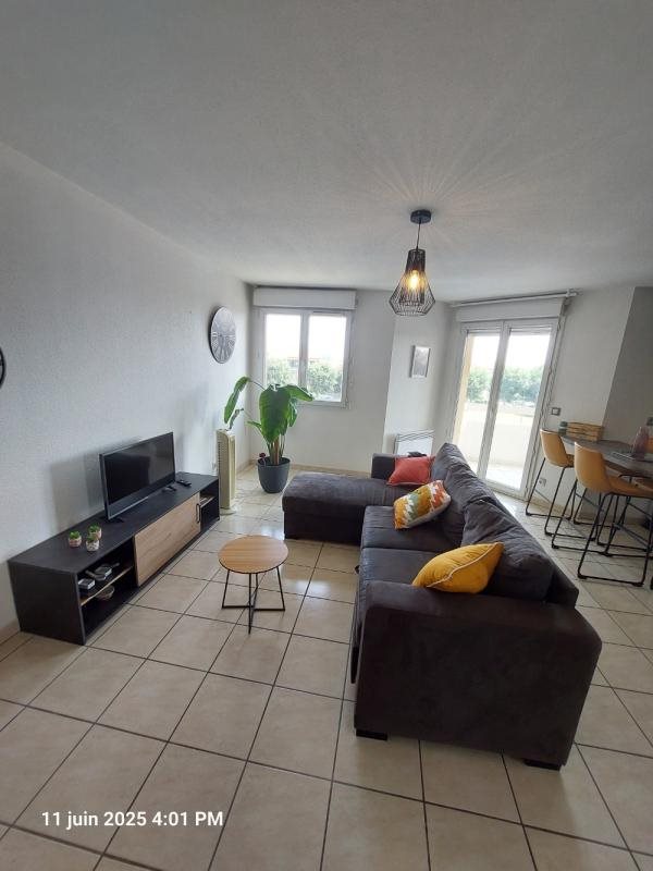 Appartement à louer, 64m², Saint-Estève