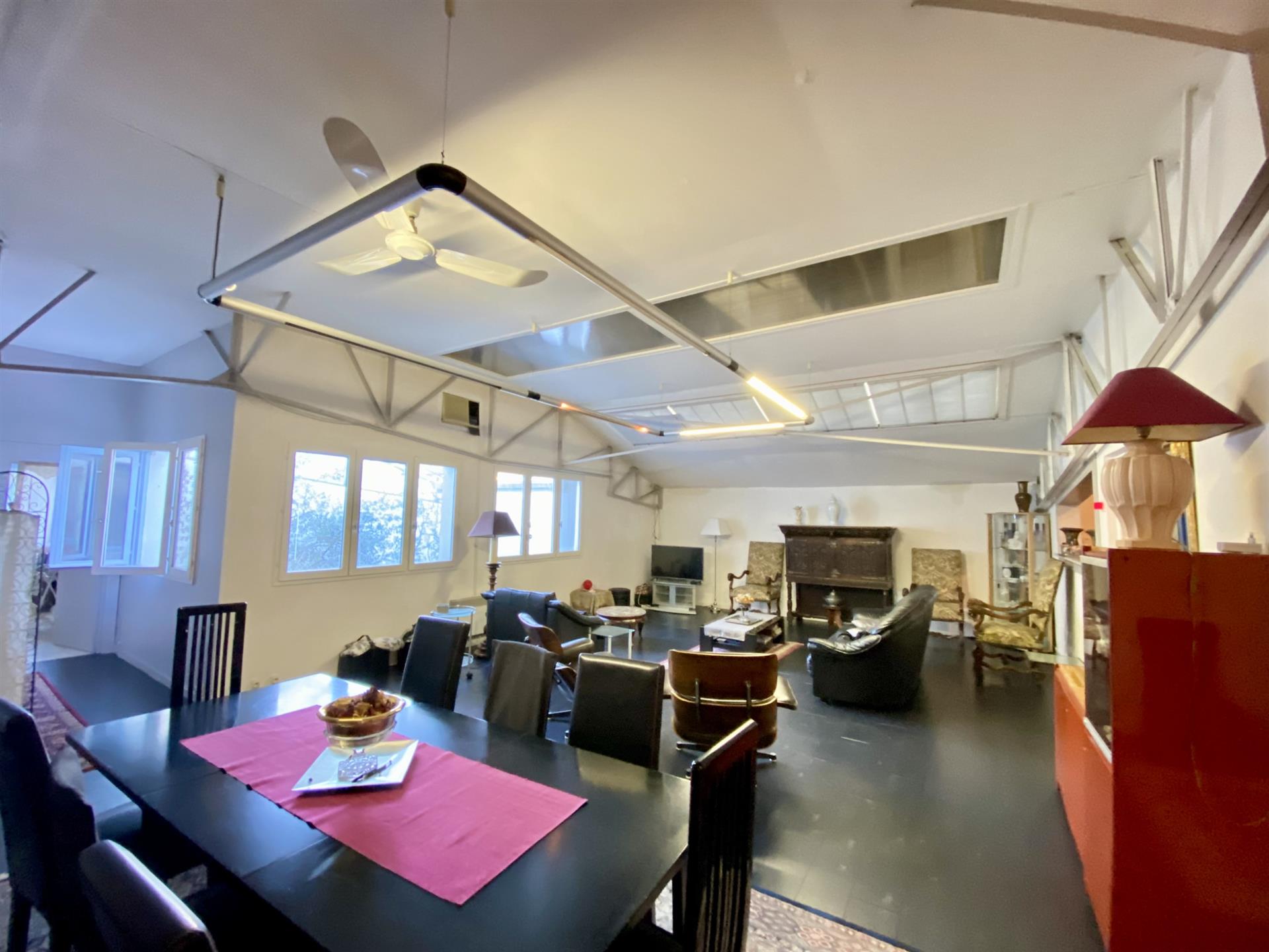 Appartement à vendre, 550m², Limoges