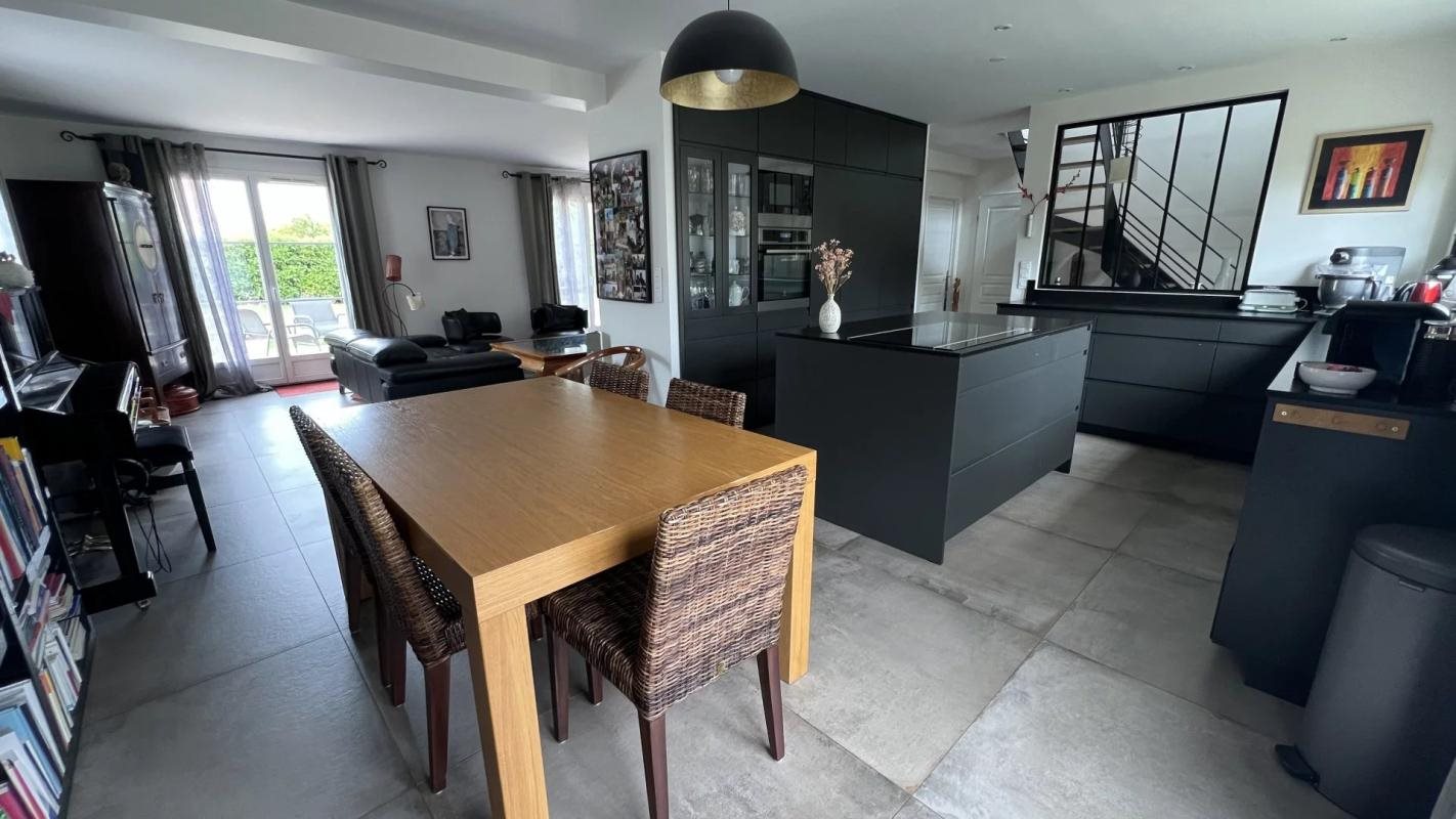 Maison à vendre, 185m², Villepreux