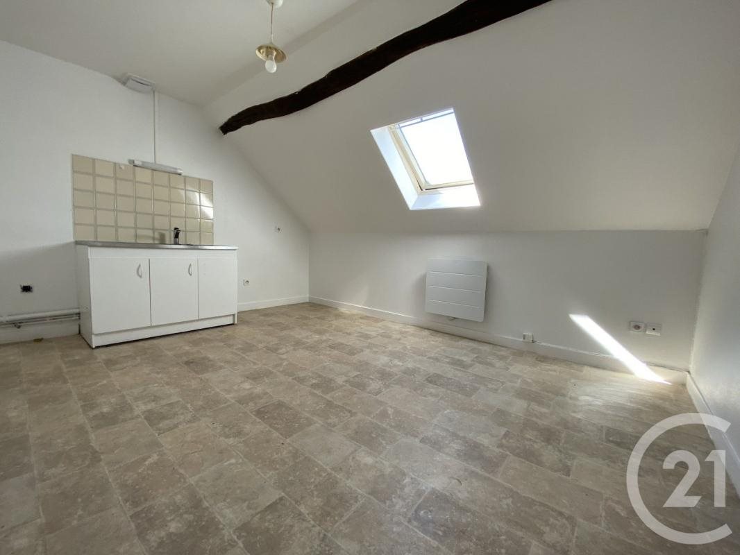 Appartement à louer, 25m², Pont-Sainte-Maxence