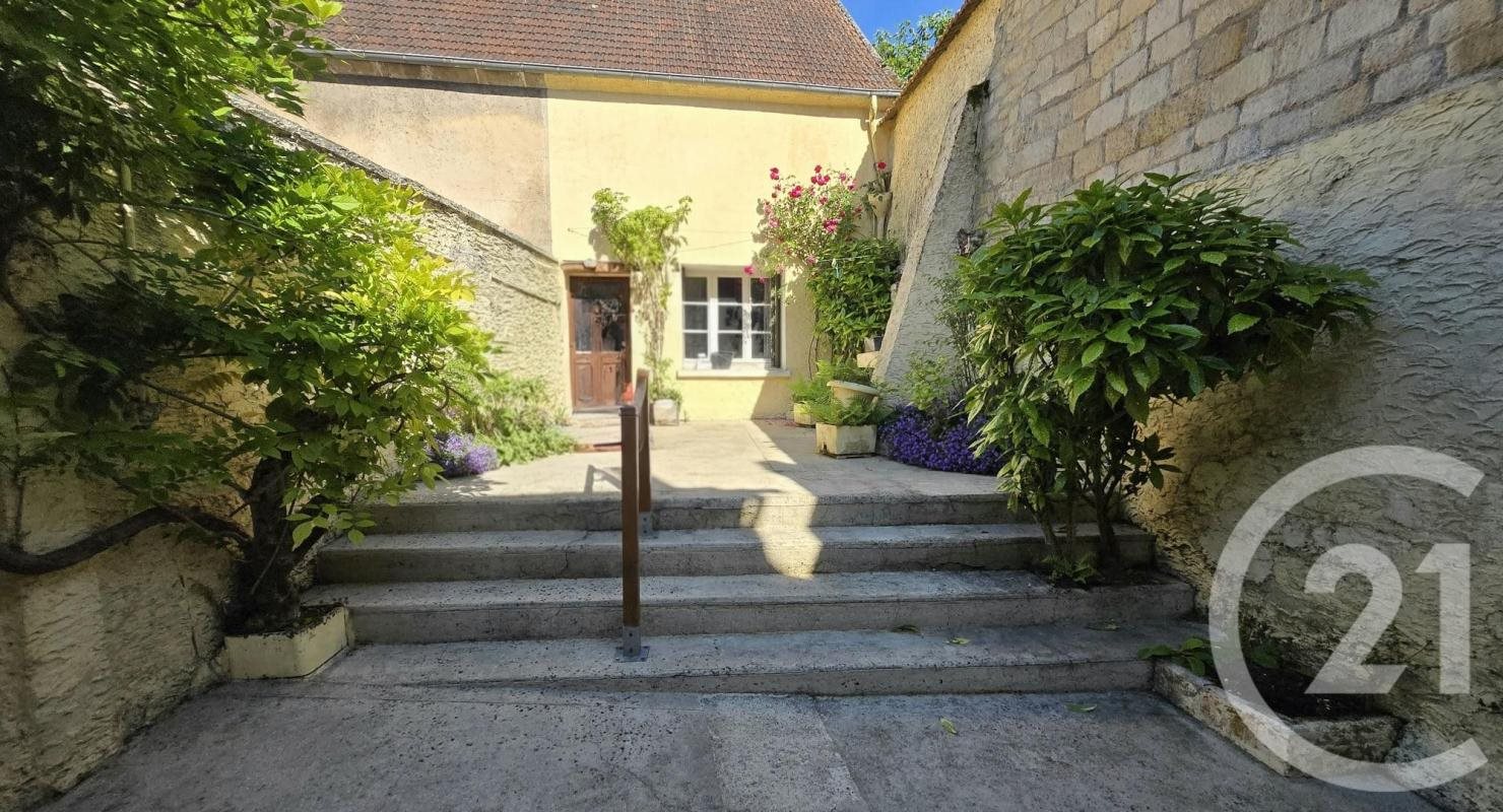 Maison à vendre, 104m², Pont-Sainte-Maxence